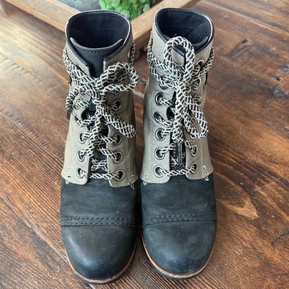 Sorel PDX Wedge Boots - Picture 6 of 12